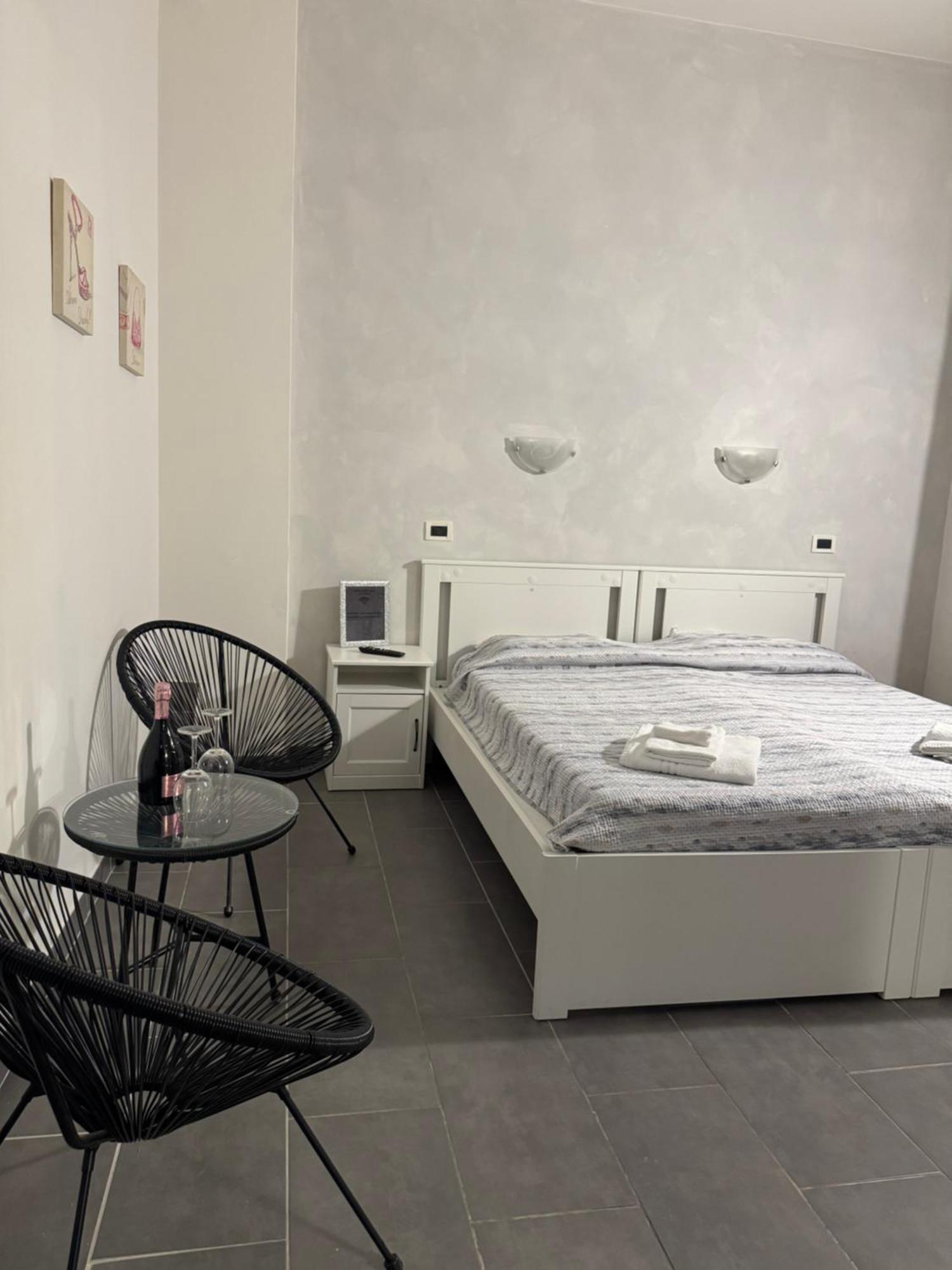 Home Rome Relax Bagian luar foto